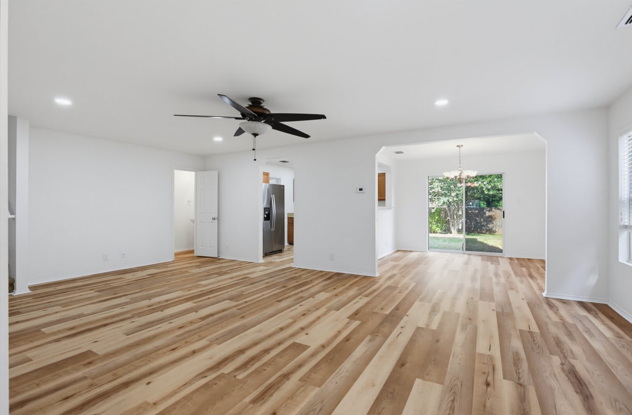 8306 Deer Creek Run – photo 2