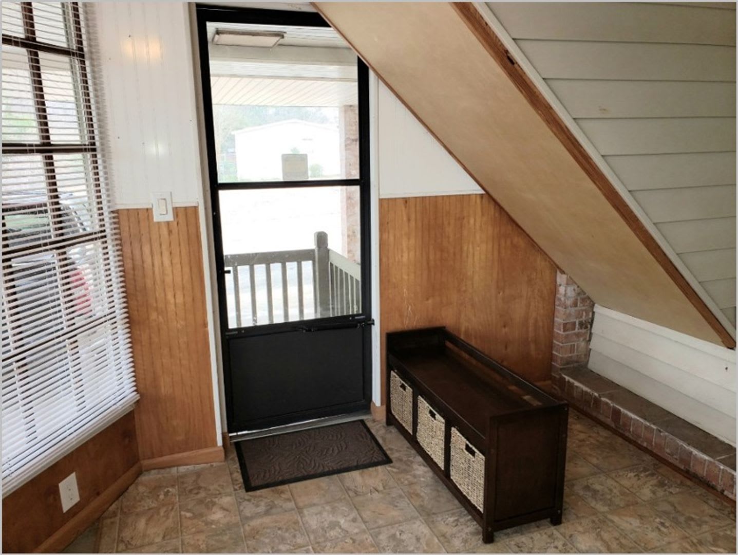 Upstairs 2bed/1bath Apartment – photo 3