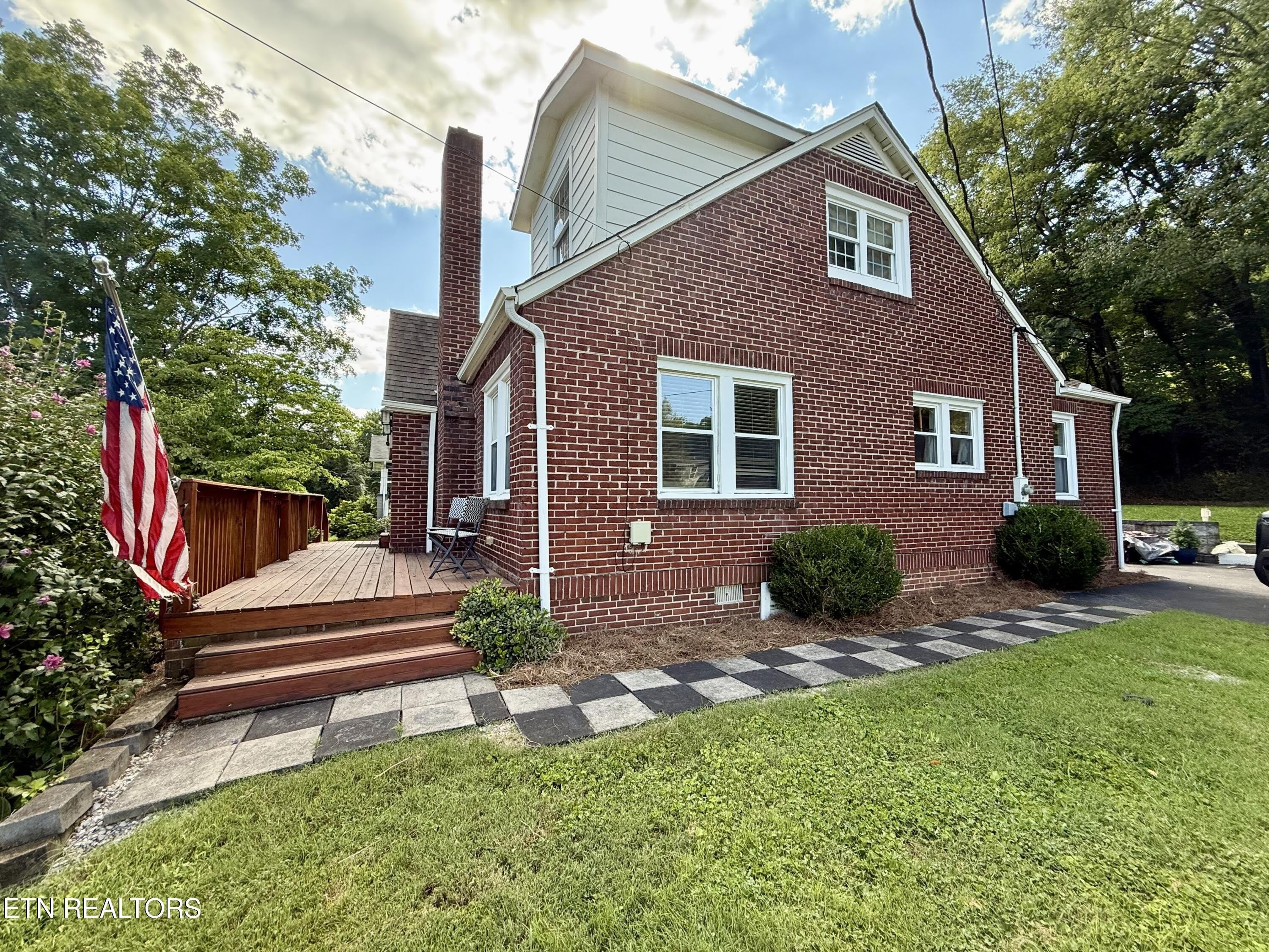 1717 Lenland Ave – photo 3