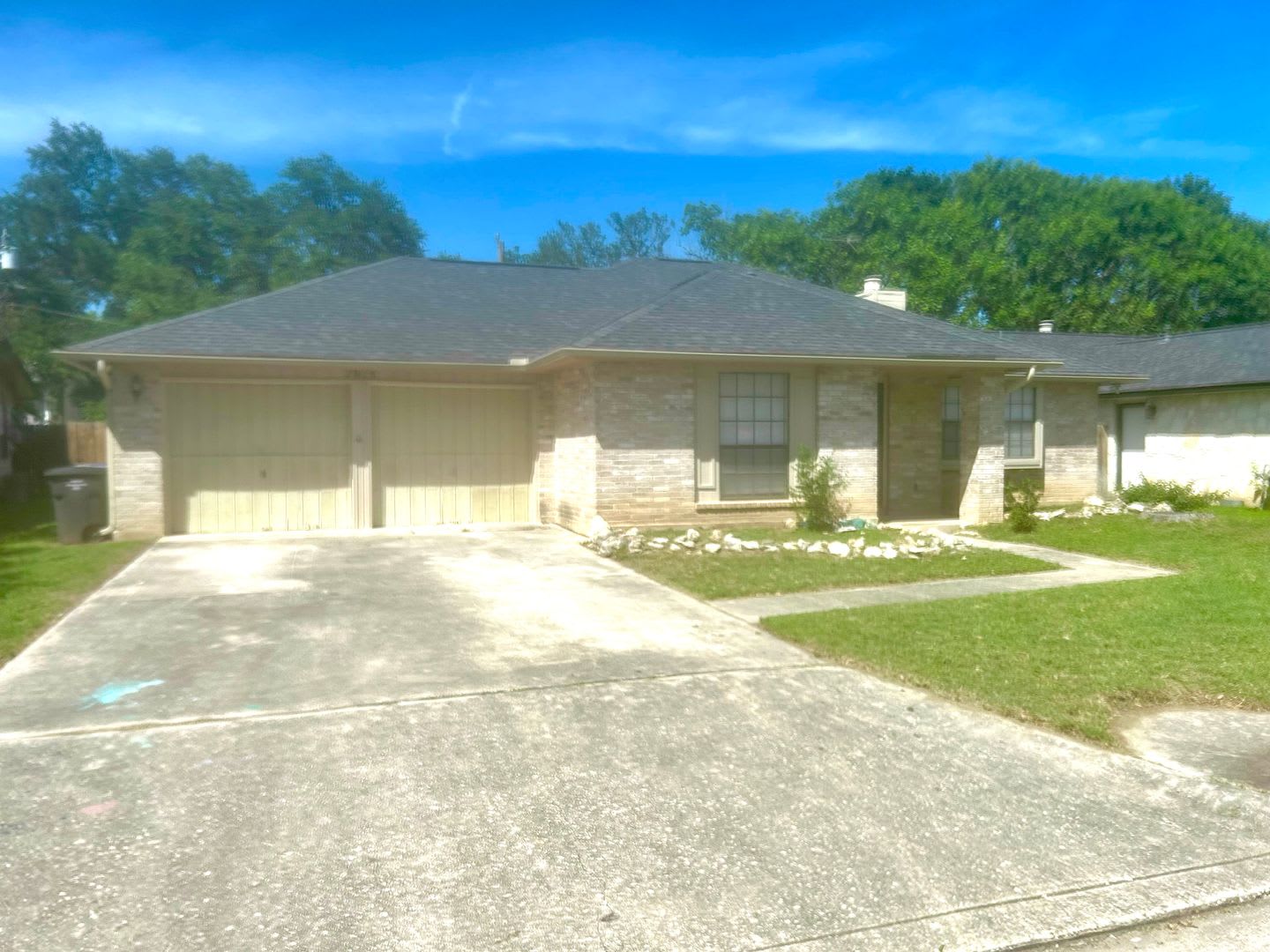 Zero Application Fee For This Lovely Churchill Forest Home – photo 2