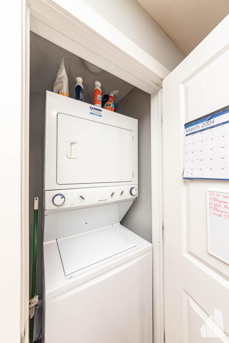 848 N Wood – photo 2