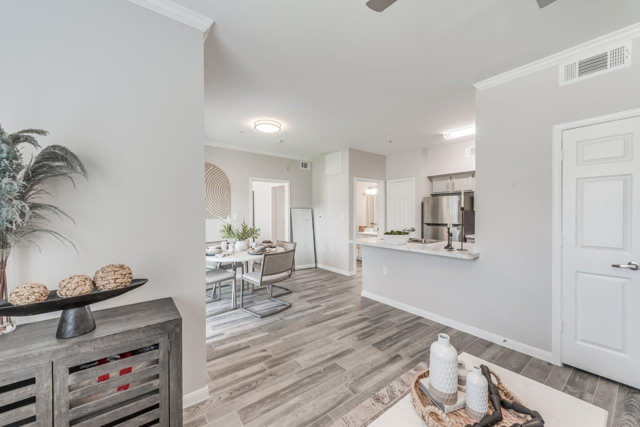 Mirabella Apartment Homes – photo 3