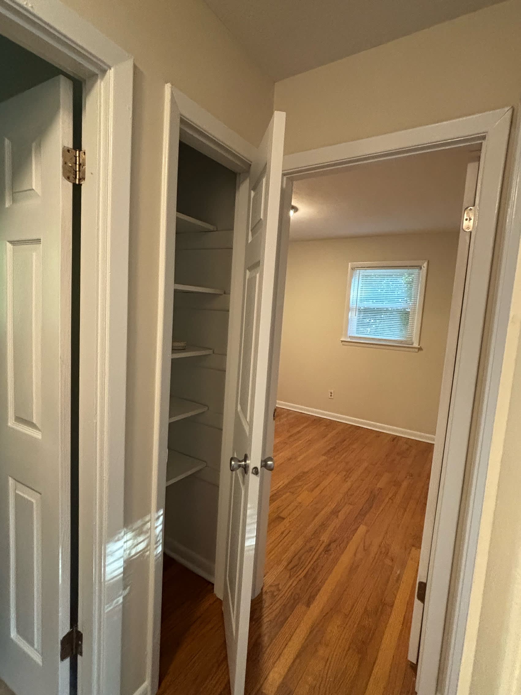 1070 Rulnick Street – photo 3