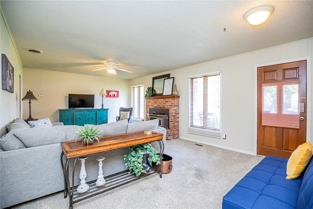 107 NW Winfield Lane – photo 5