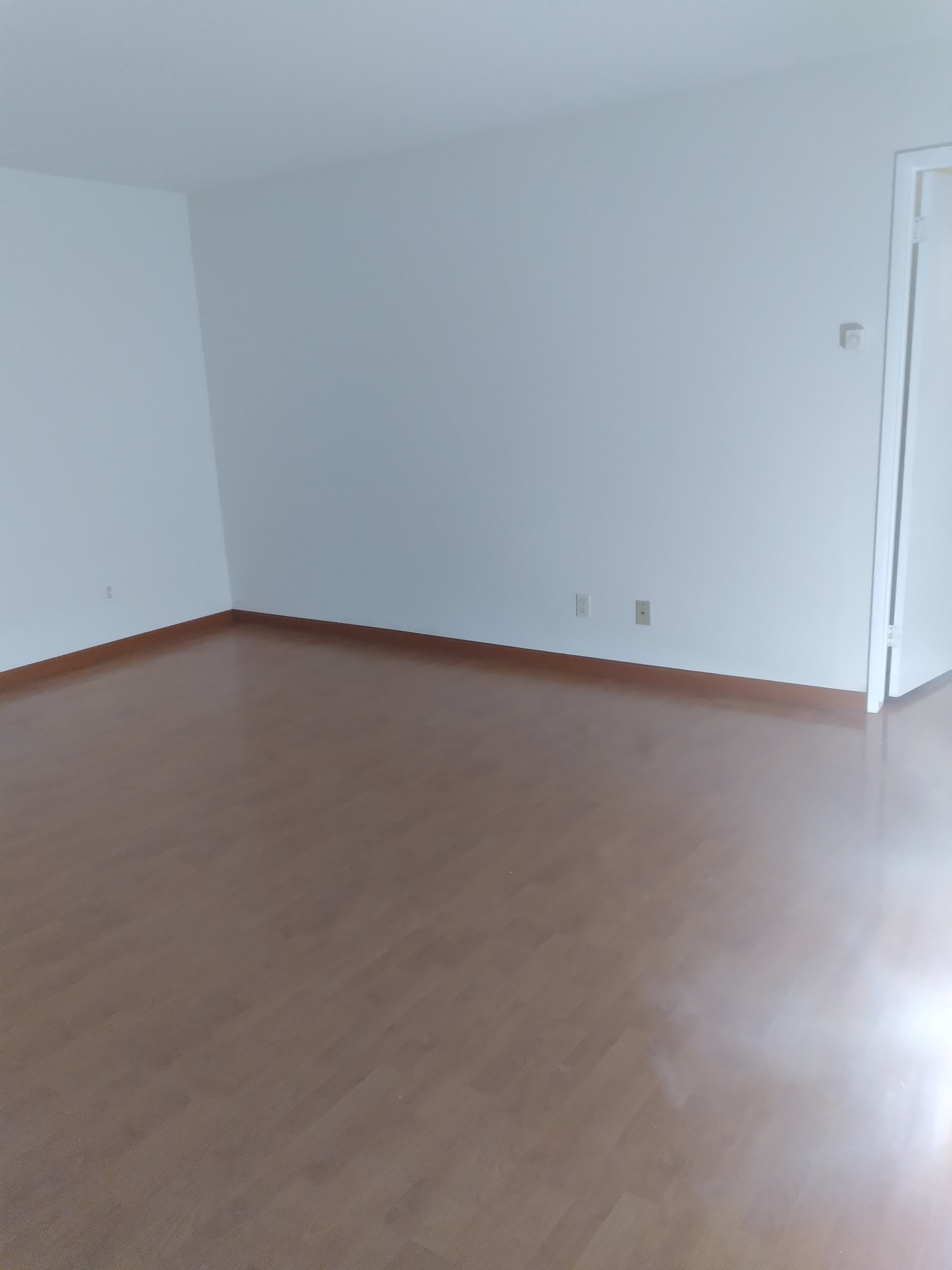 25925 Narbonne Ave – photo 2
