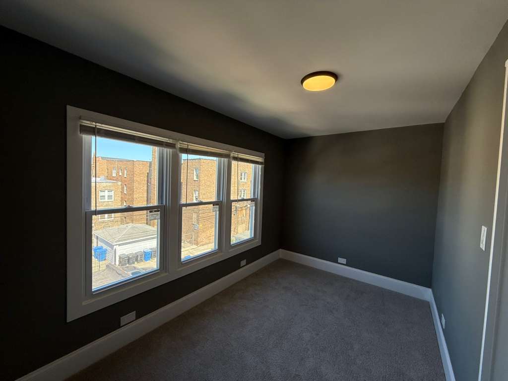 8210 South Marshfield Avenue – photo 2