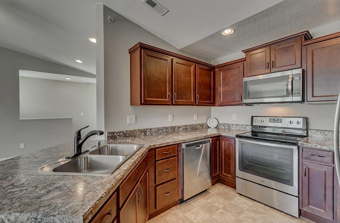 7431 Flintshire Drive – photo 5