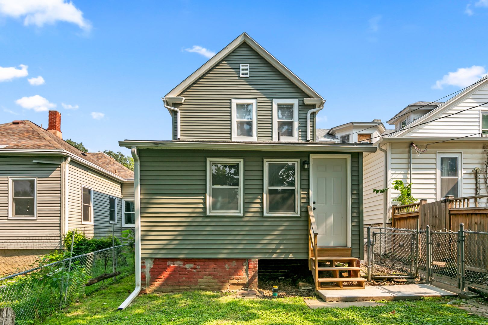 **Coming Soon! Fully Remodeled 3 Bedroom, 1 Bath Home** – photo 5