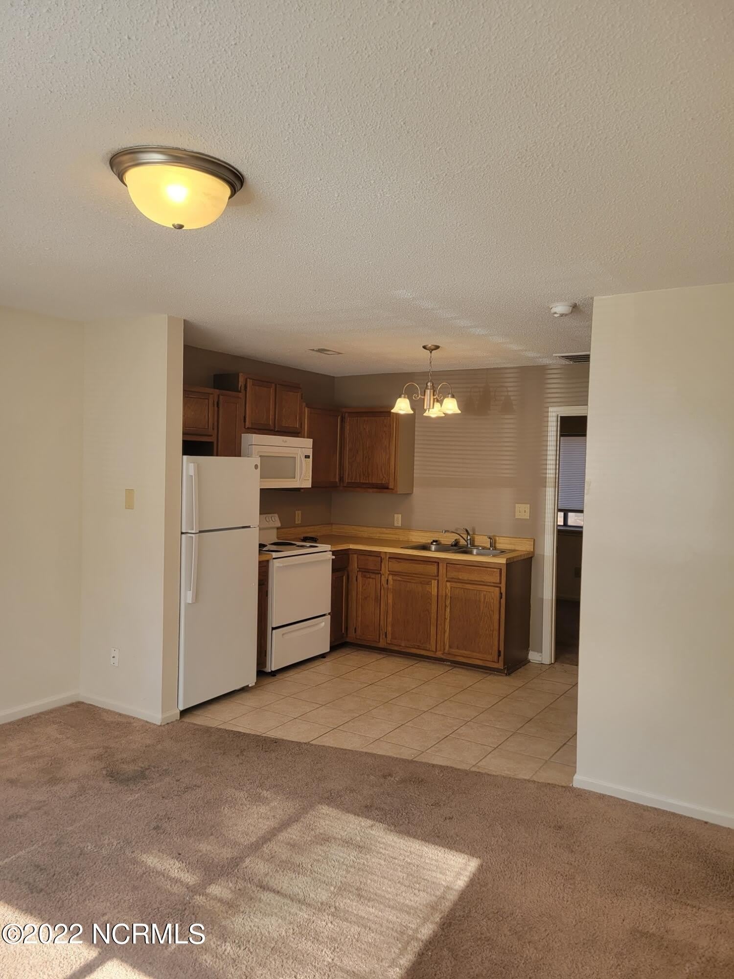 1933 Countrywood Boulevard – photo 3