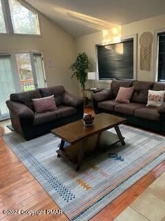 112 Messerle Court – photo 3