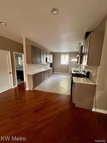 939 Webb Street – photo 3