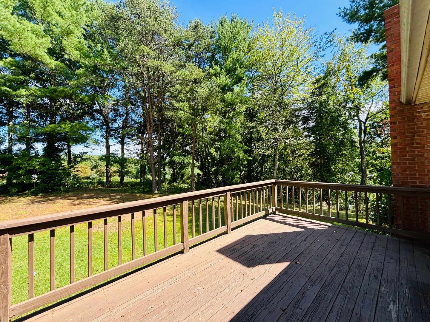4 Bedroom, 2 Bathroom House – photo 2