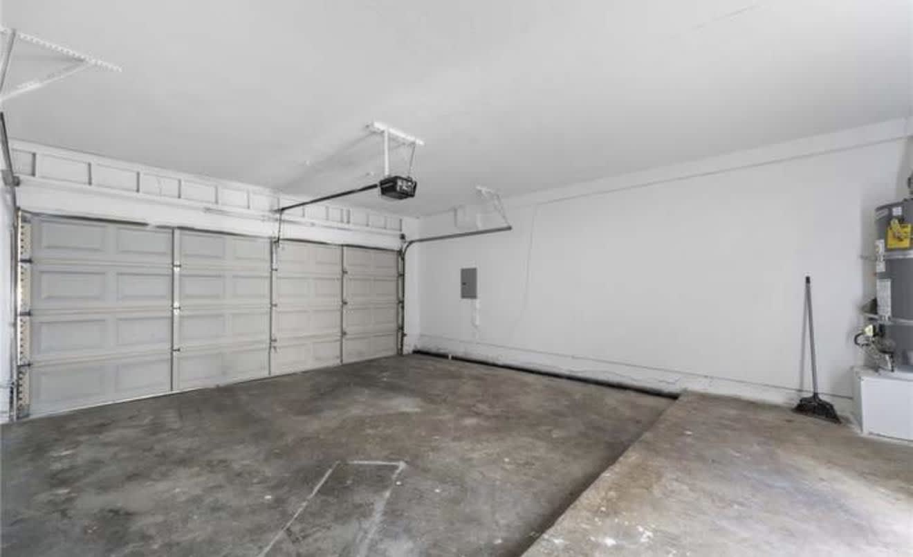 24119 Fir Ave – photo 5