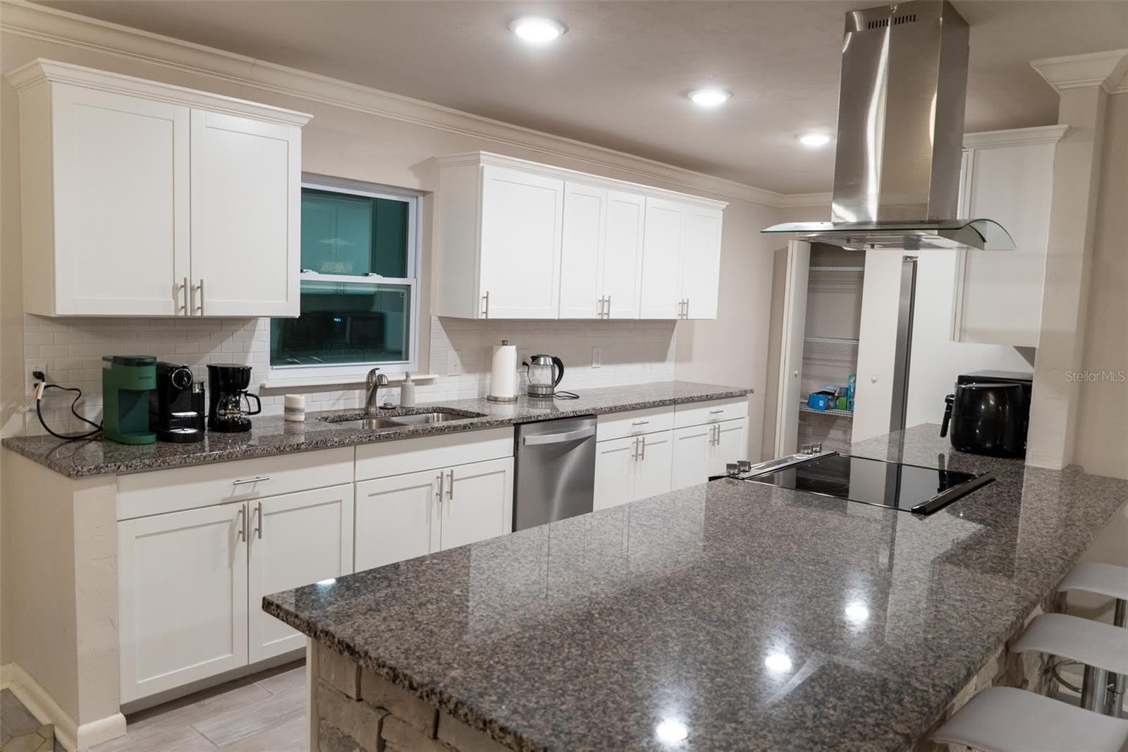 8221 Sw 13Th Road – photo 2