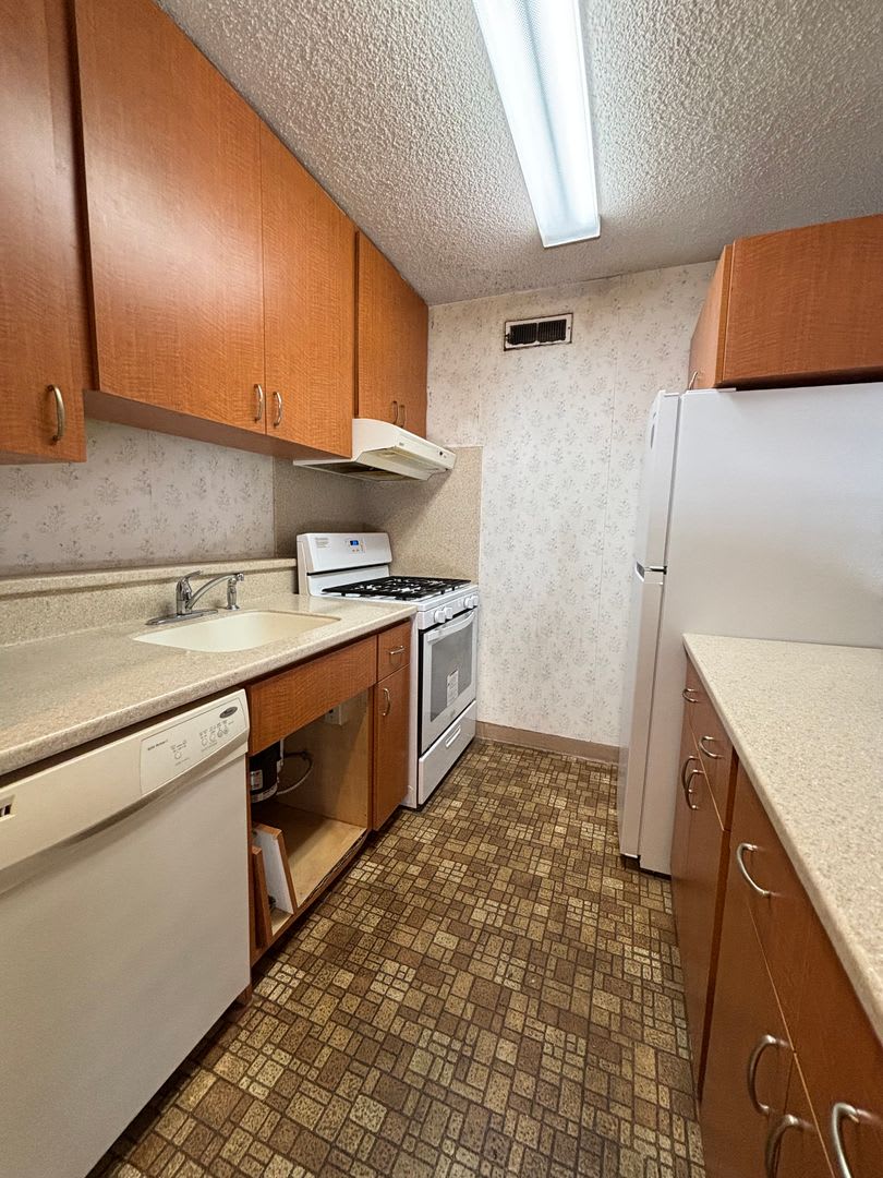 Pet Friendly 2 bedroom 1 bathroom Condo For Rent – photo 3