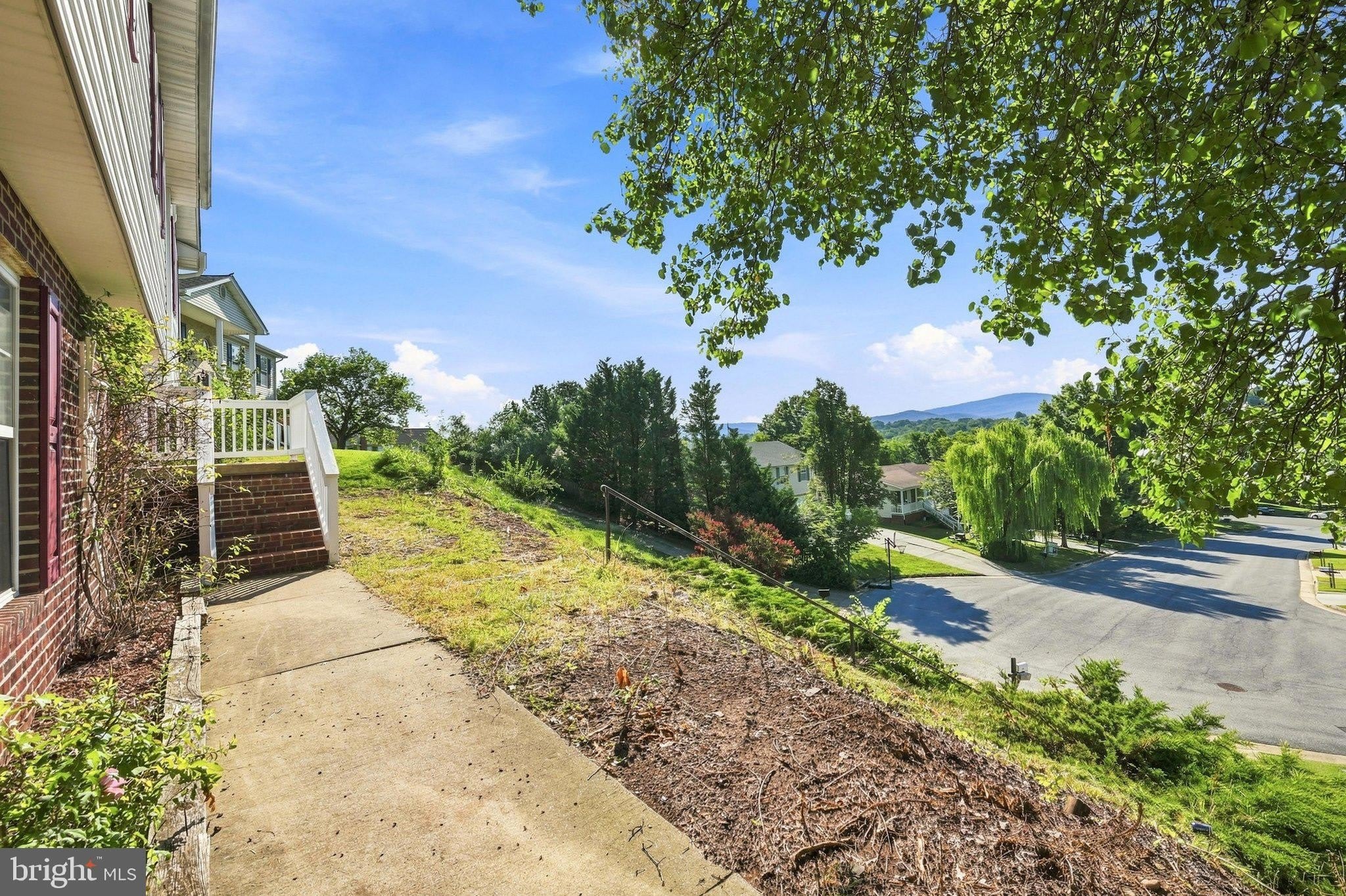 1183 RIVER BEND Court – photo 2