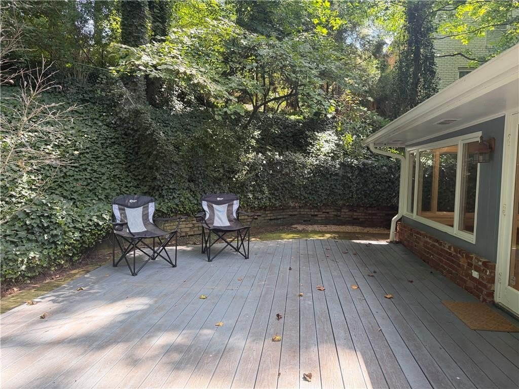 6651 Castleton Drive – photo 3