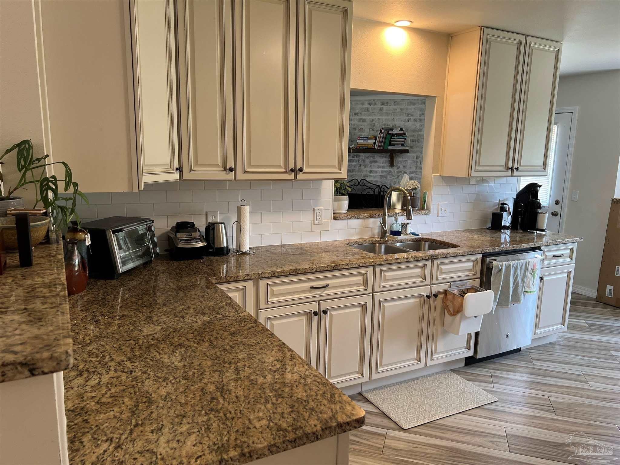 4207 Cherry Laurel Dr – photo 5