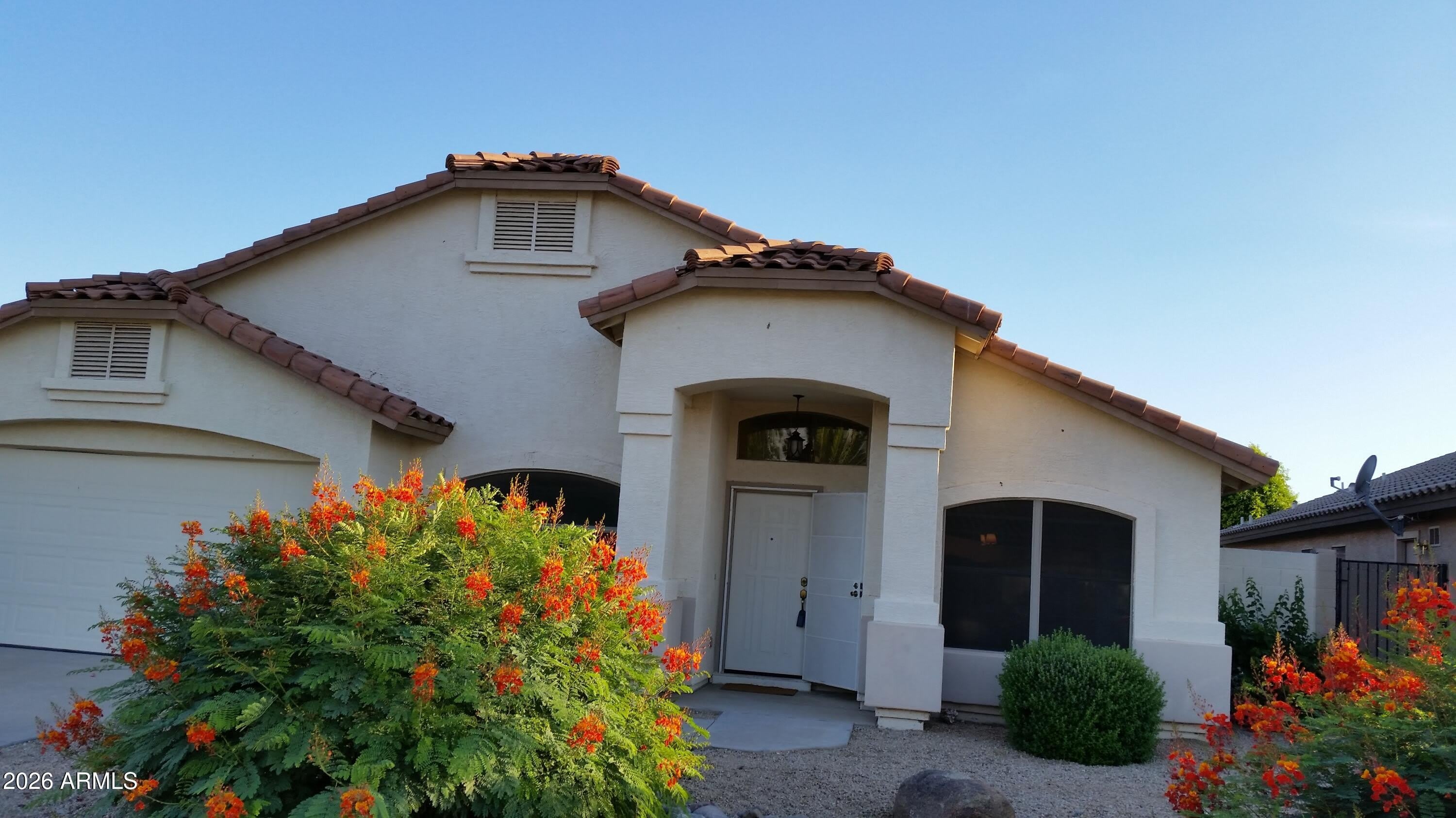 15325 W Honeysuckle Lane – photo 1