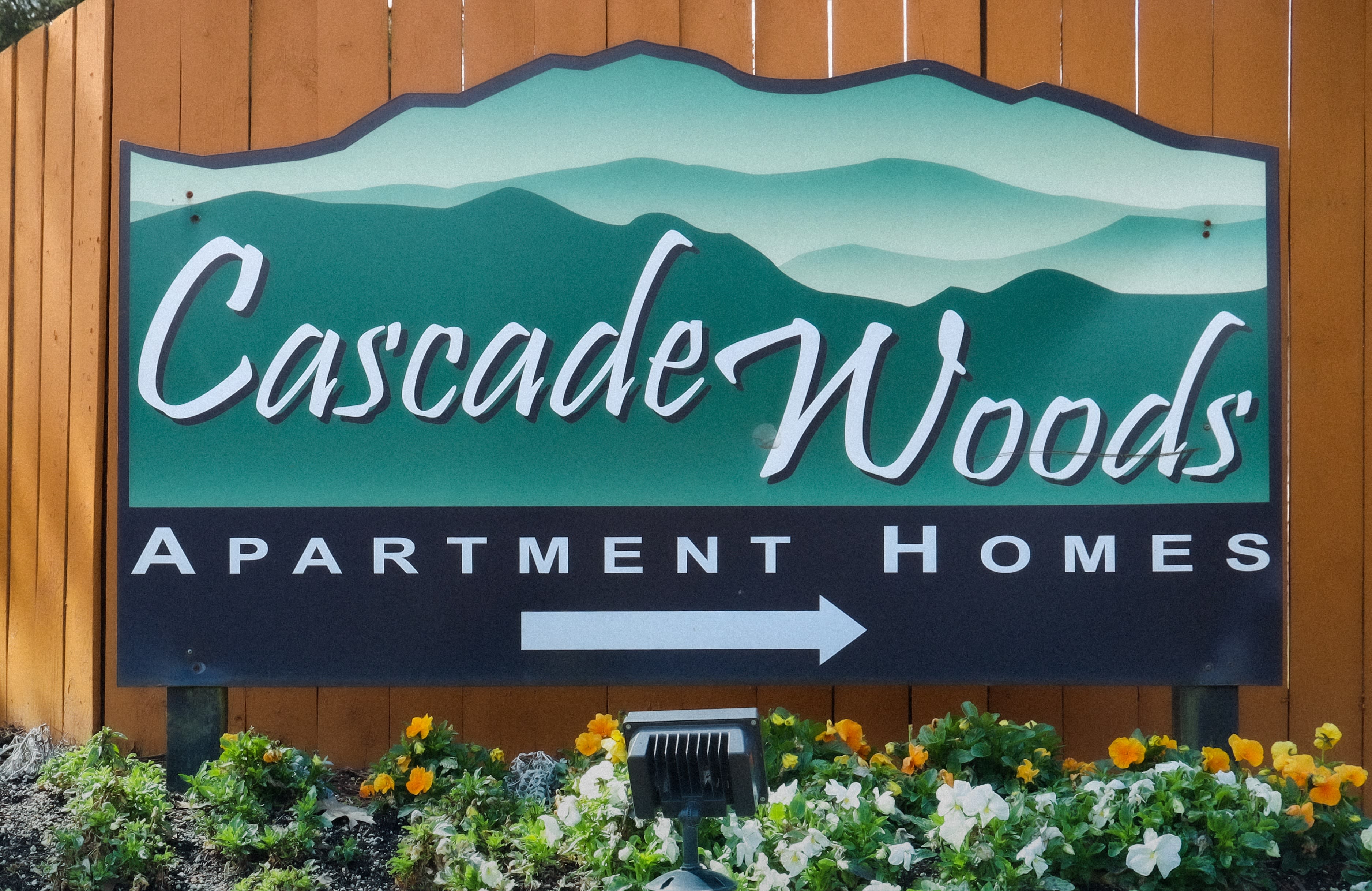 Cascade Woods Apartments – photo 1