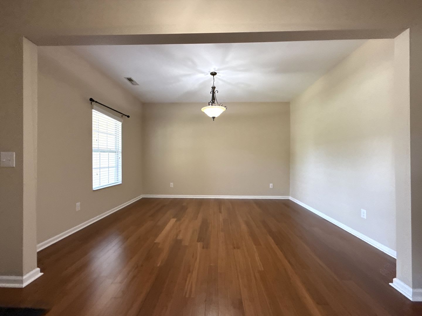 Spacious Home in Creekshire Village! – photo 3