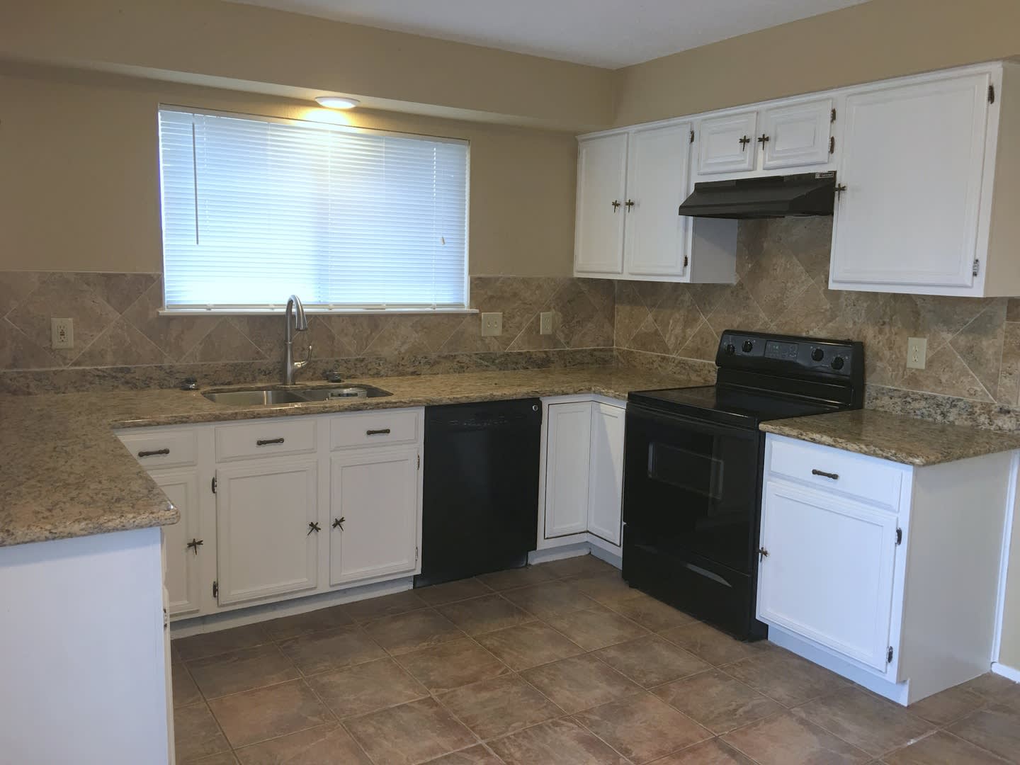 17114 Marlin Spike Way – photo 5