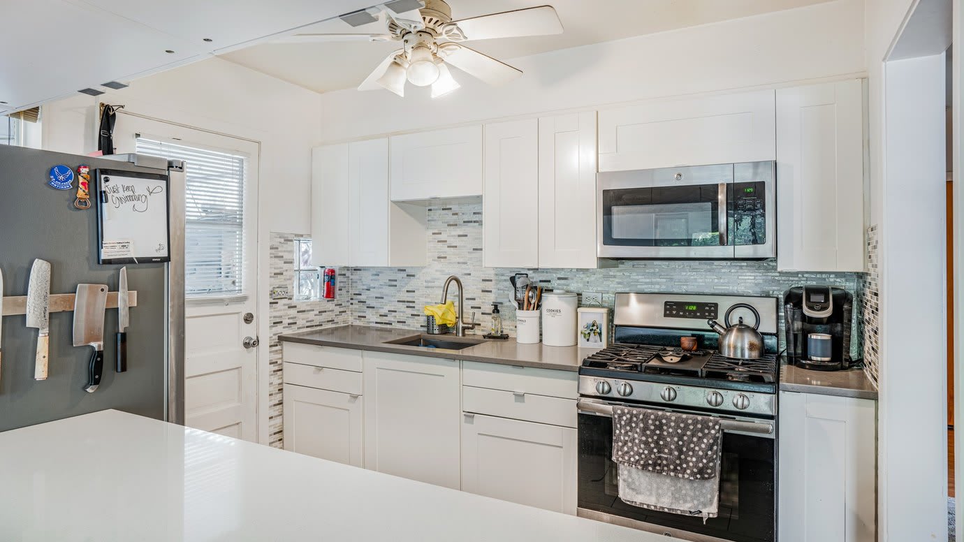 2337 West Chase Avenue – photo 5