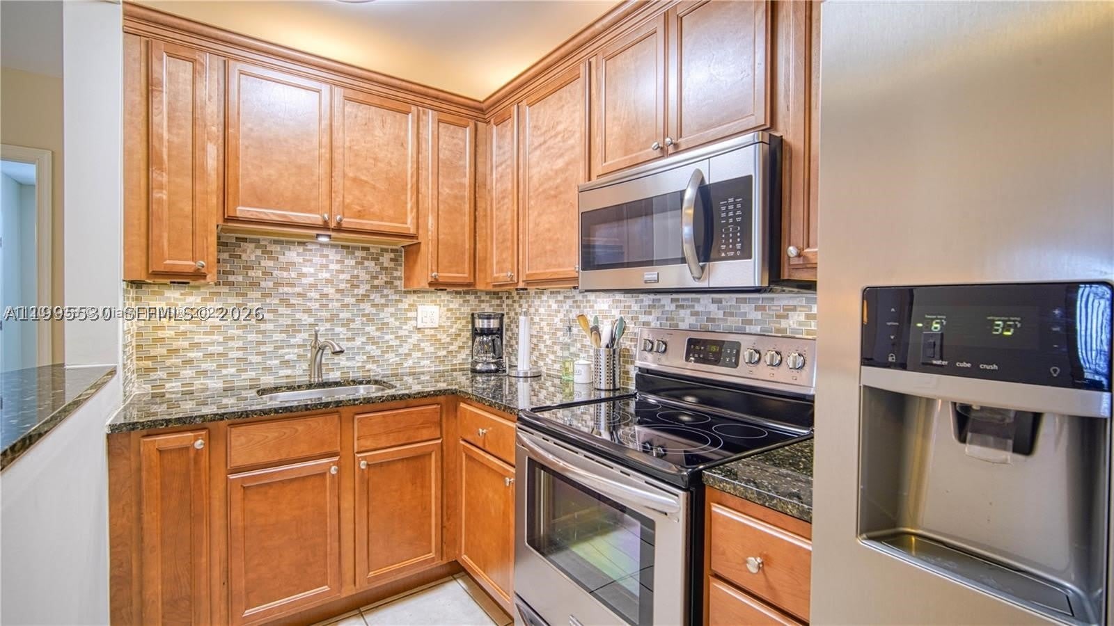 2900 Banyan St – photo 4