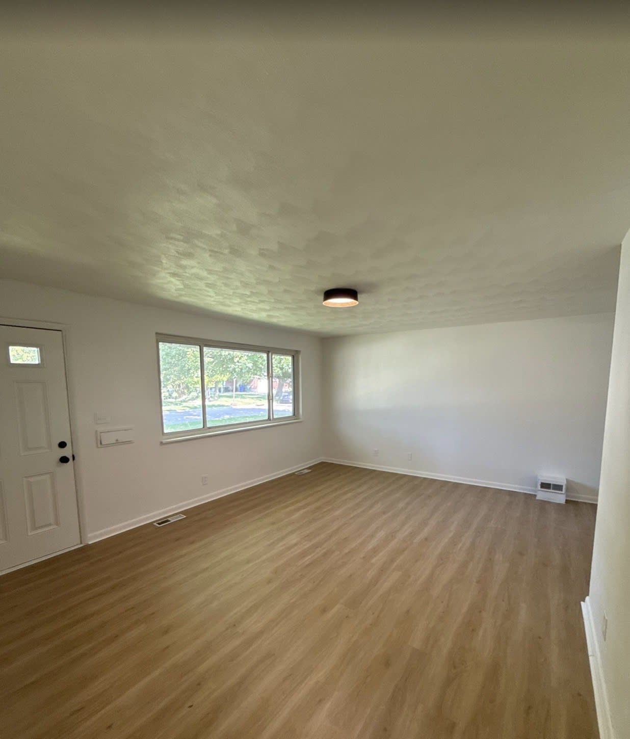 2200 Yorkshire Place – photo 5
