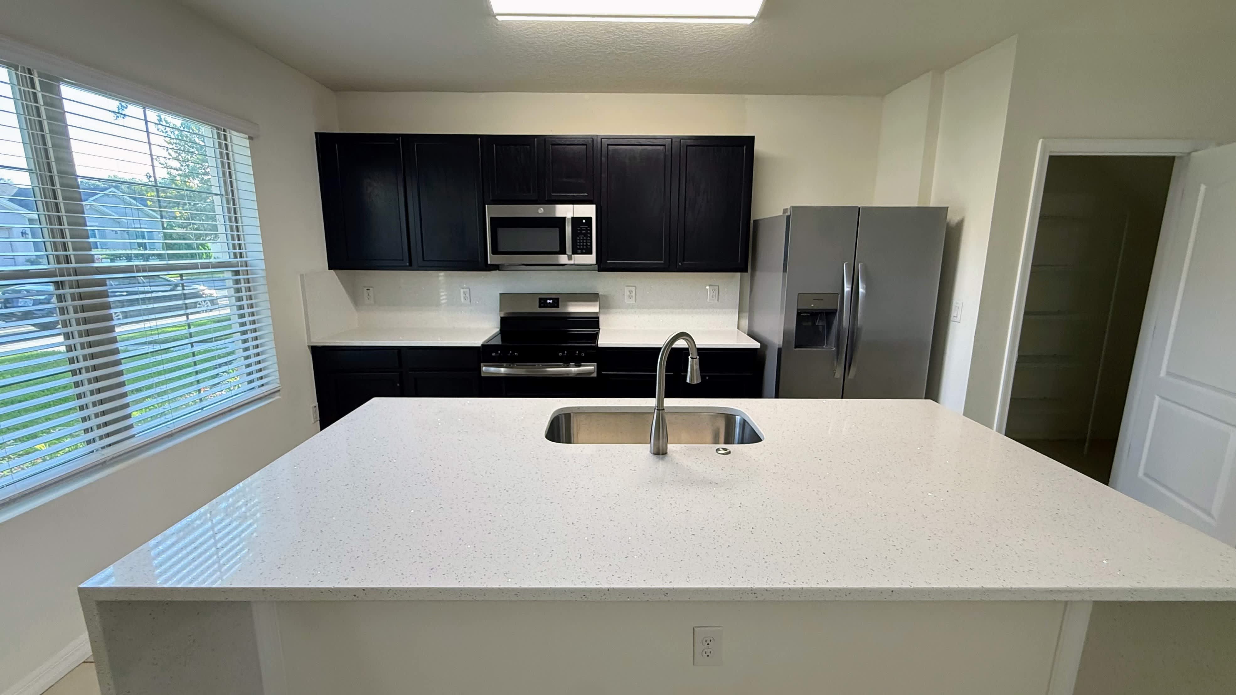 1938 Shiloh Brook St – photo 3