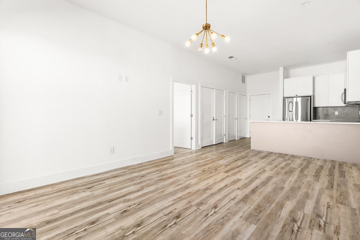 1155 Custer Avenue SE – photo 5