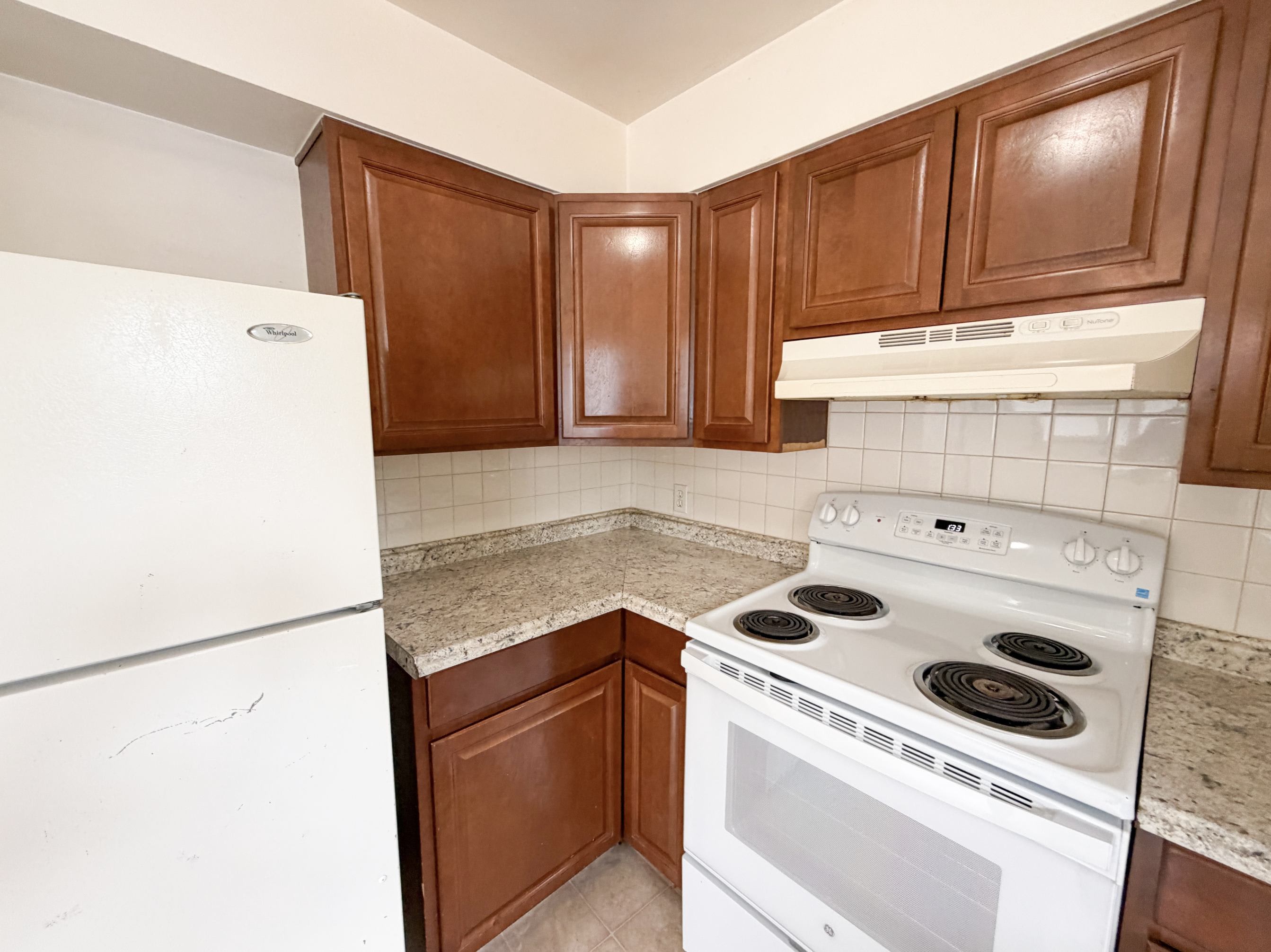 706-708 Darby Court# 1 – photo 4