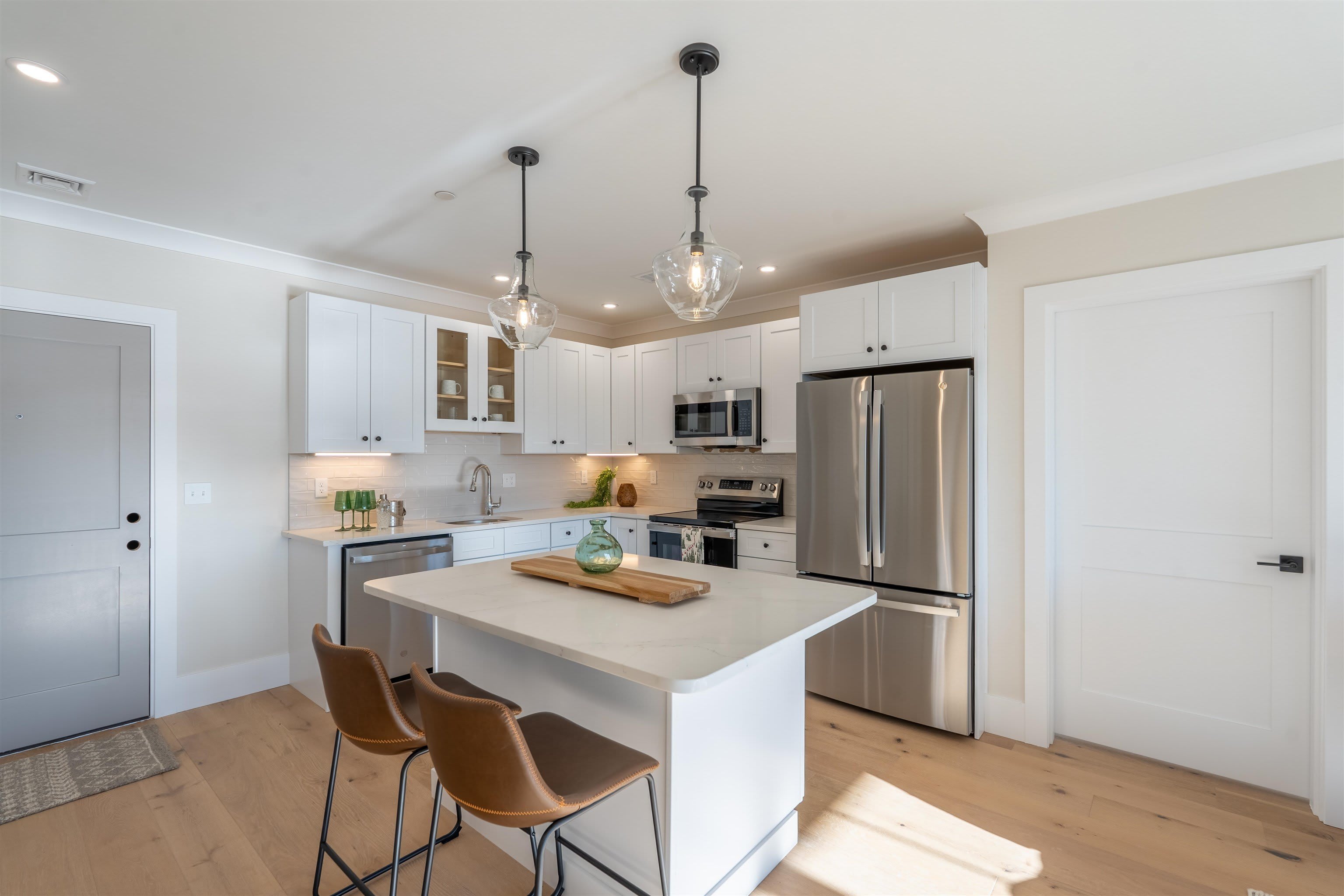 815 Lafayette Road – photo 3