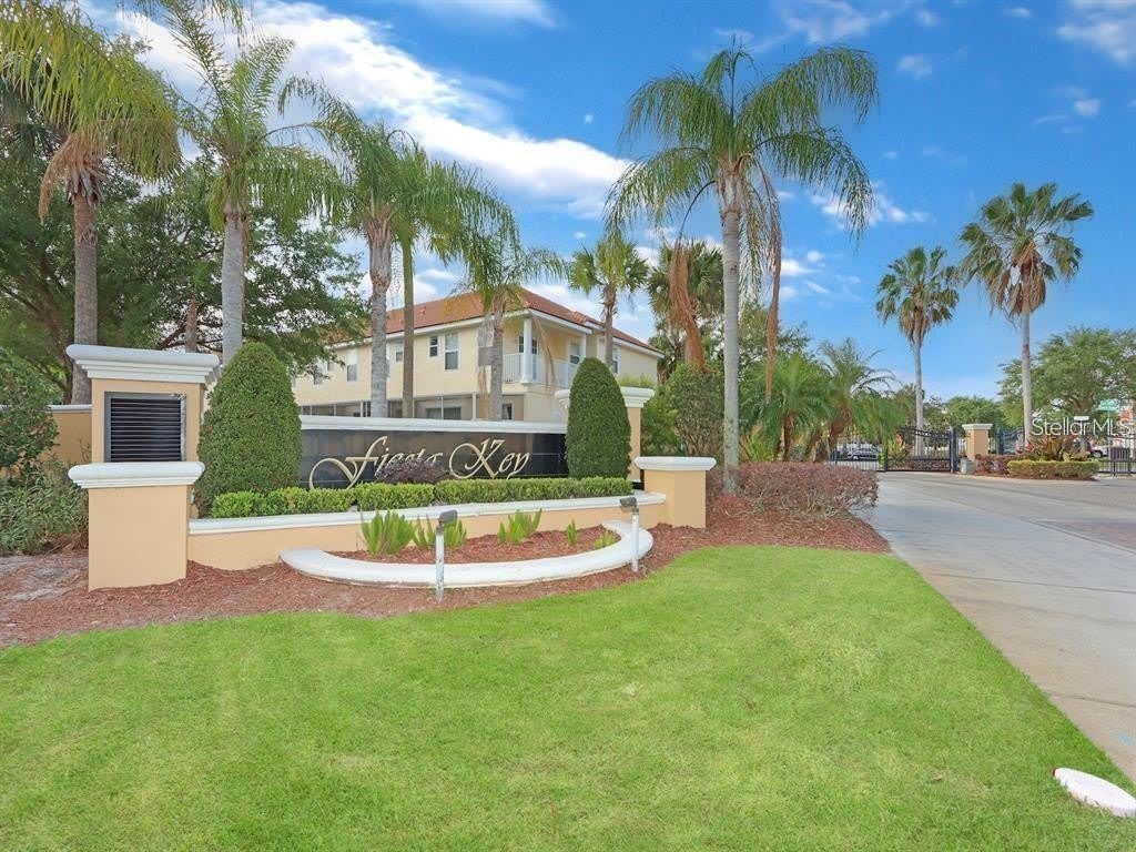 1106 S BEACH Circle – photo 2