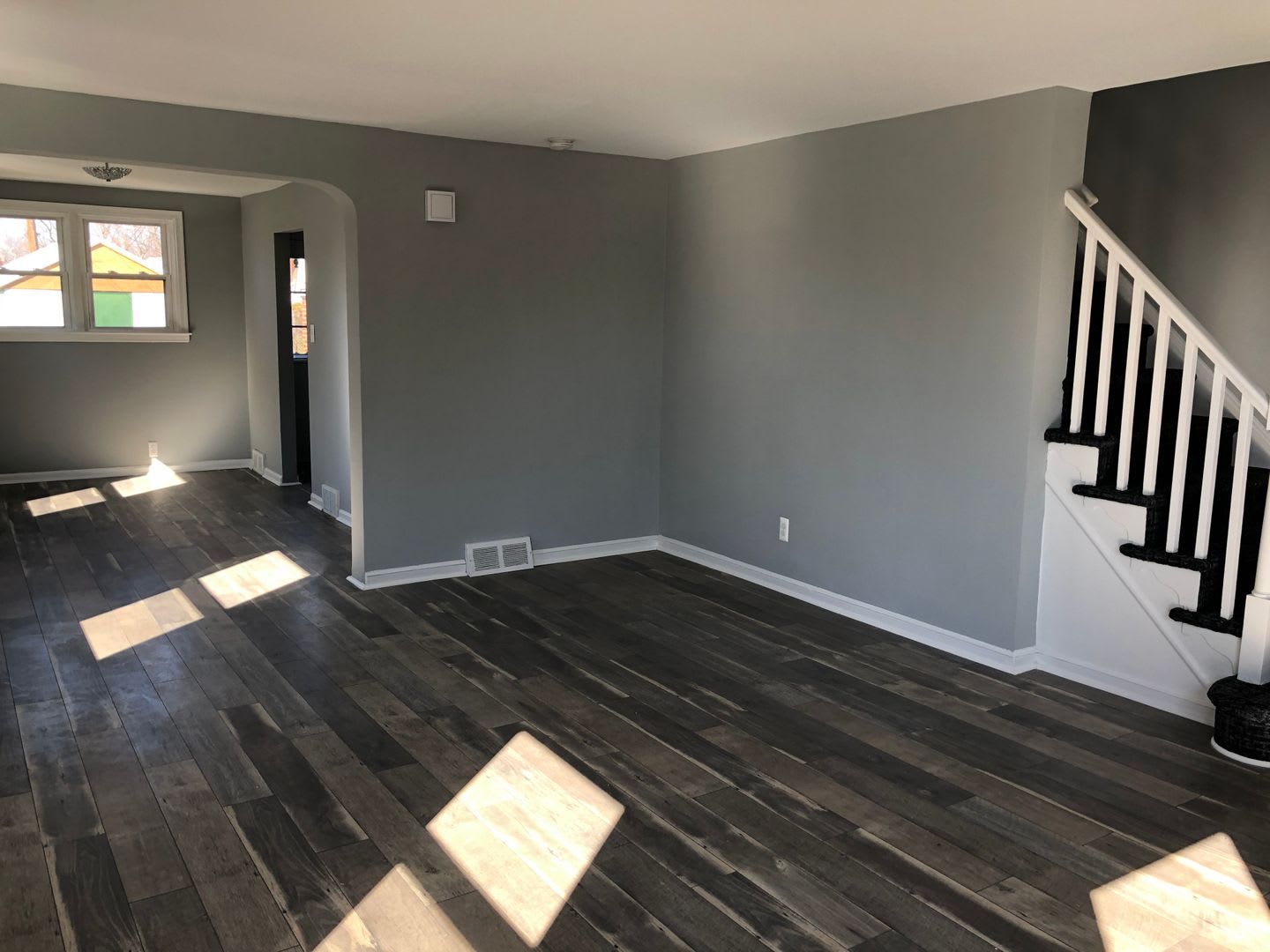 Half Month Rent Free Twin Brick Home In Ridley Sd Granite And Stainless Kitchen Renovated Bathroom Large Rear Fenced In Yard Central A C – photo 4