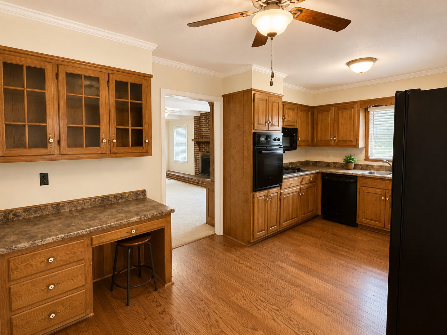 Three bedroom, 2 bath house in Burlington – photo 4