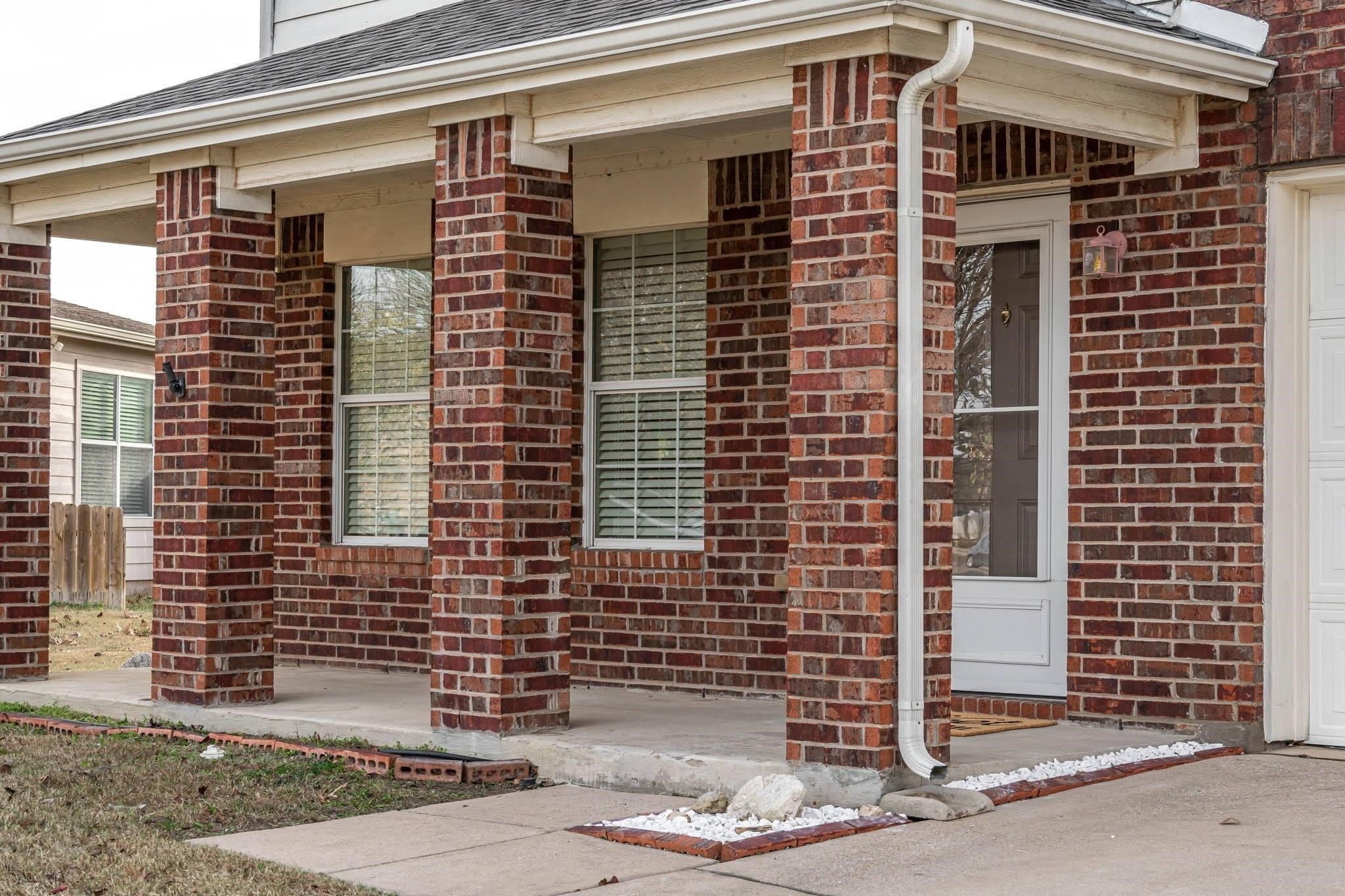 1017 Blue Jay Lane – photo 2