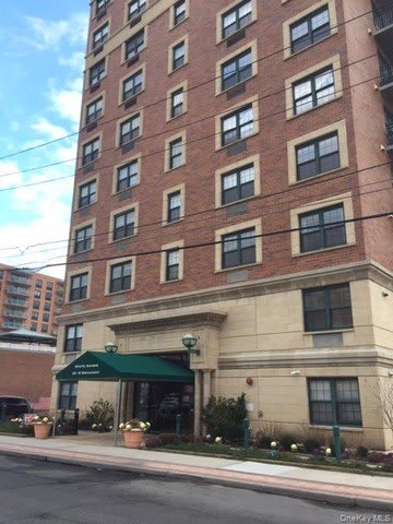 26 W Broadway – photo 2