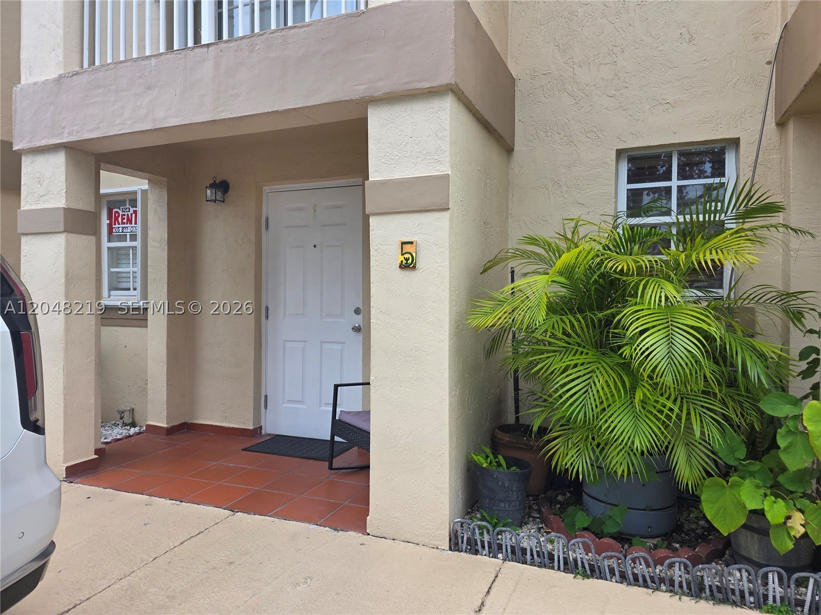523 W 68th St – photo 2