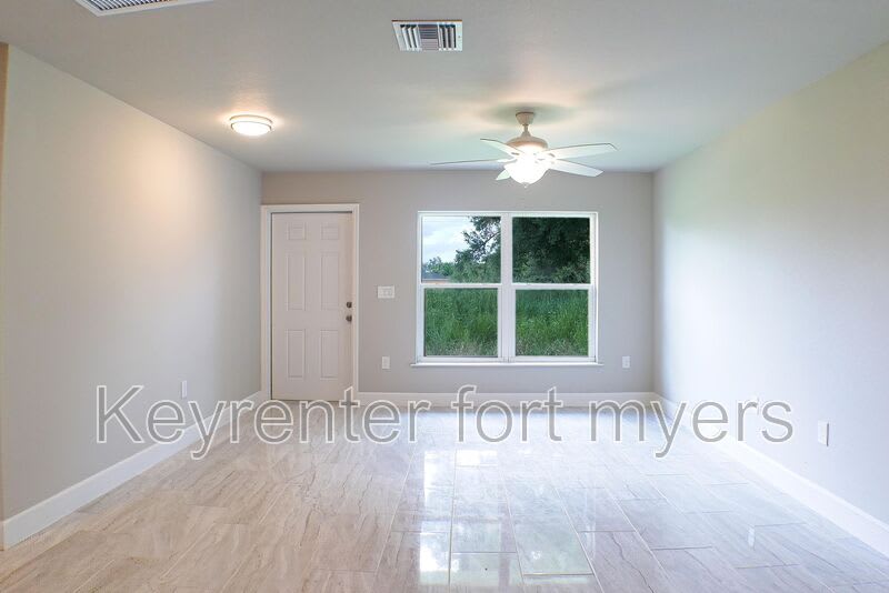 1787 Maryland Ave – photo 5