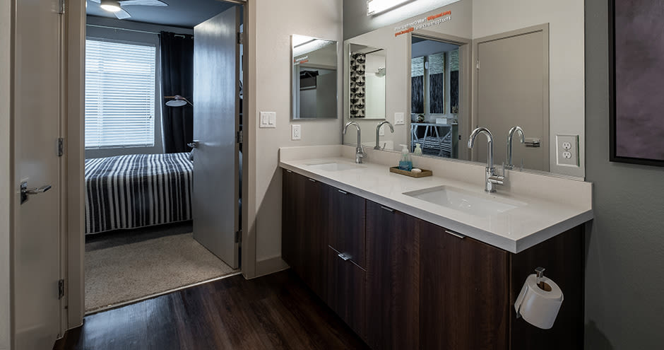 Aster Blue Diamond Apartments – photo 5