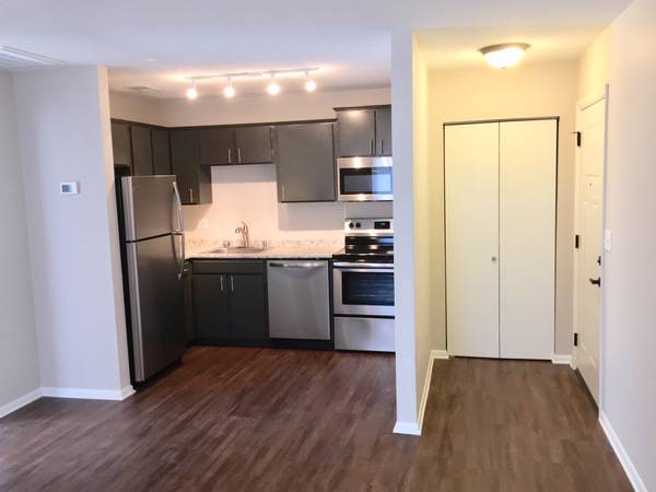 109 Peace St – photo 4