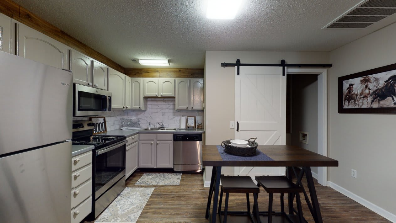 Admiral Place – photo 2