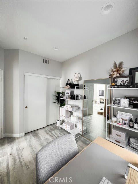 151 Islington – photo 2