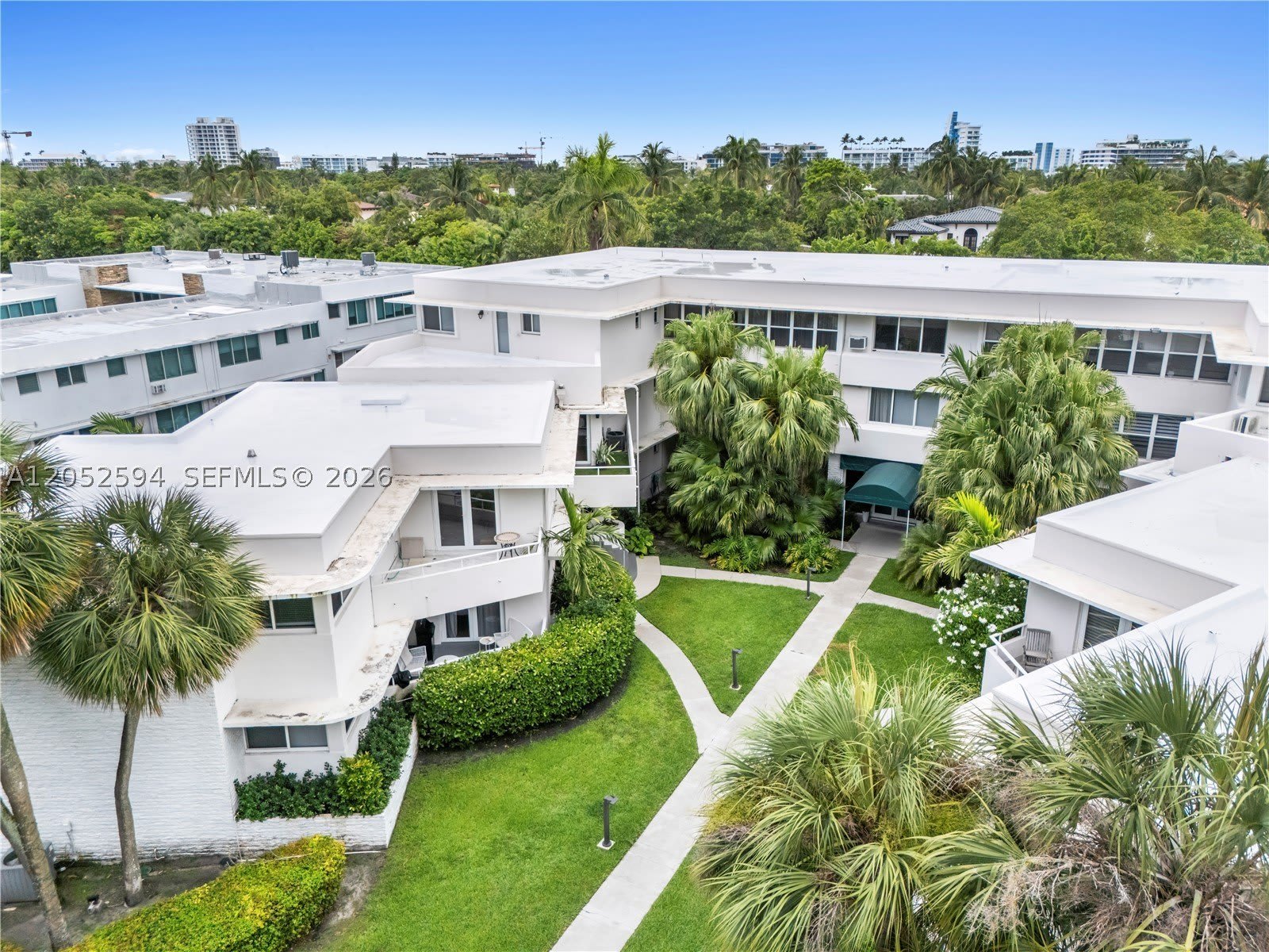 10190 Collins Ave – photo 1