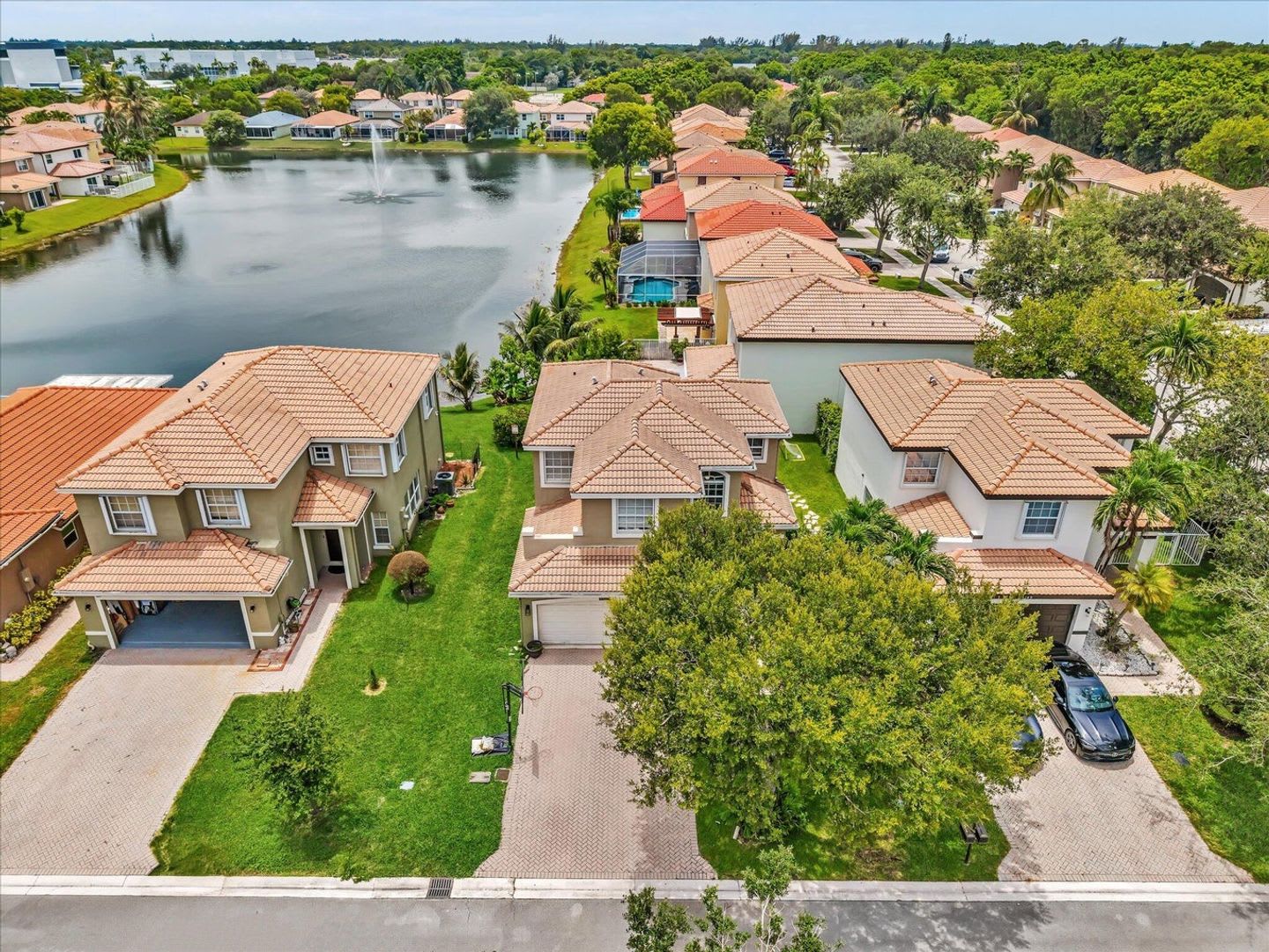 7145 CRESCENT CREEK WAY #7145 COCONUT CREEK, FL 33073 – photo 3