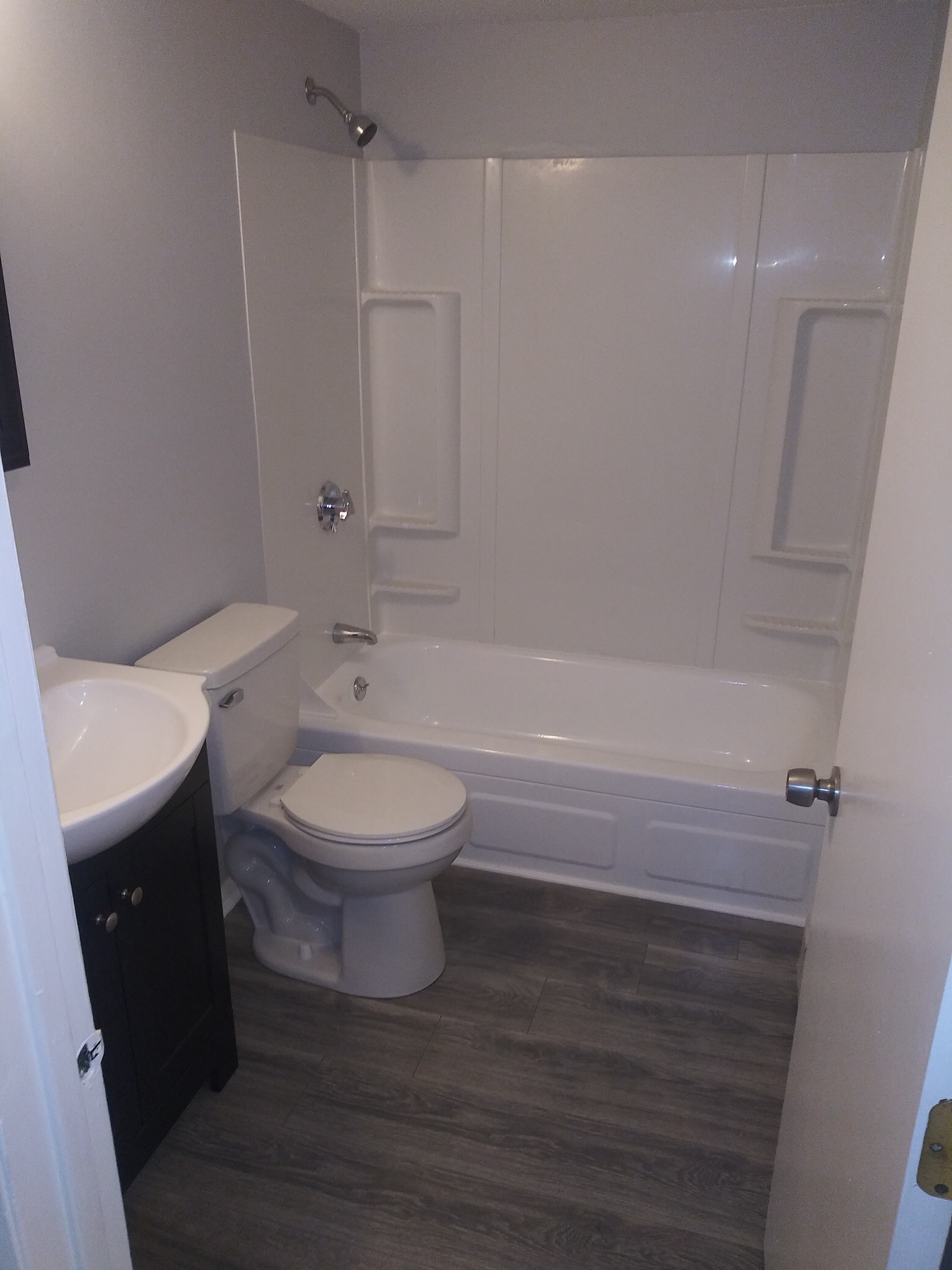 124 Ash St – photo 2