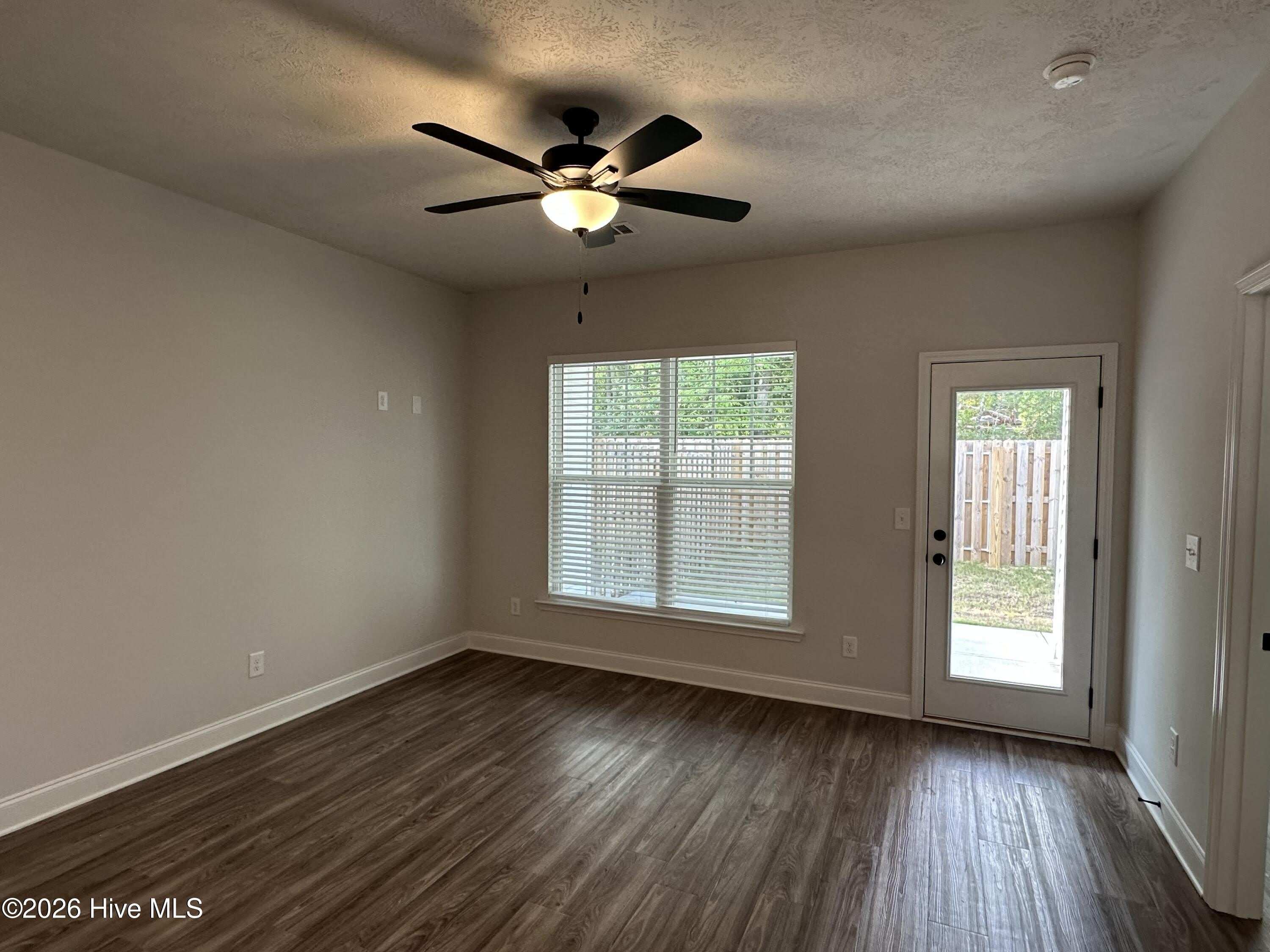 4272 Beautiful Pond Park – photo 5