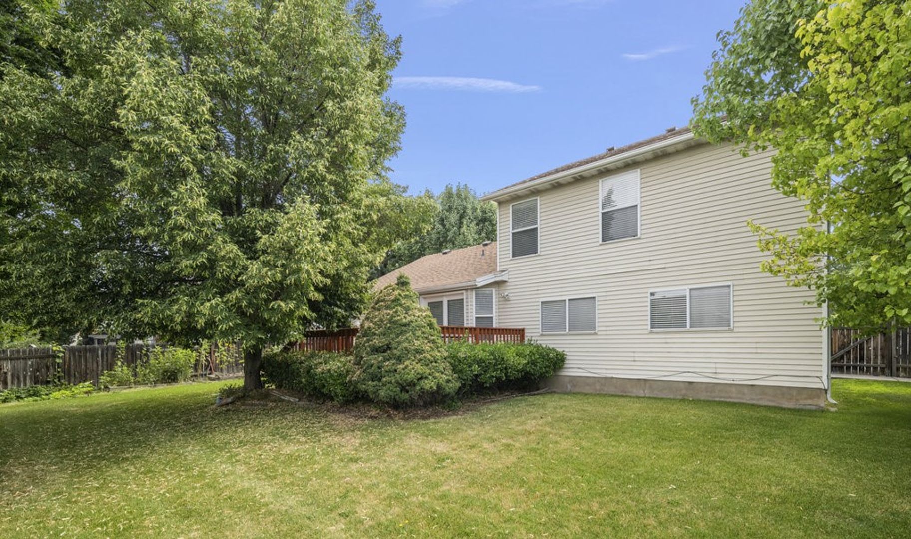 Beautiful 4 Bedroom 3.5 Bath House for Rent in Orem! – photo 3