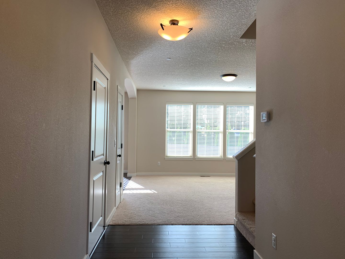 Beautiful 4BR in Camas! Modern Finishes! Close to Shopping & I-5! Schedule a tour today! – photo 2